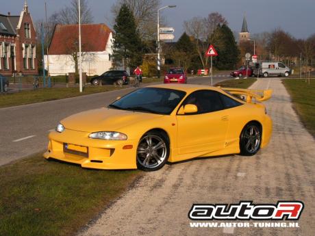 Mitsubishi Eclipse D30 95-97 Frontbumper Booster