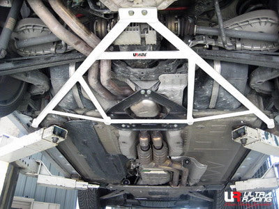 BMW Z4 E85 02+ UltraRacing 6-Point Rear Member Brace