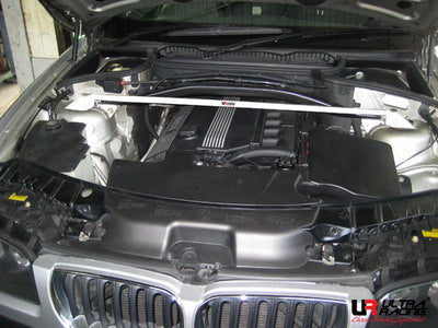 BMW E83 X3 2.5 03+ UltraRacing 2-Point Front Upper Strutbar