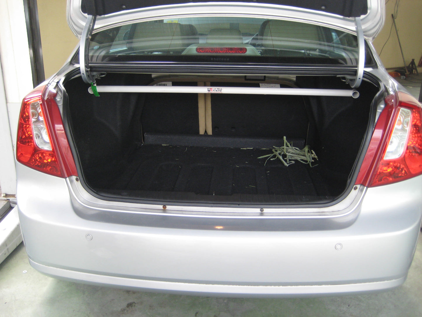 Chevrolet Nubira/ Optra UltraRacing 2P Rear Upper Strutbar