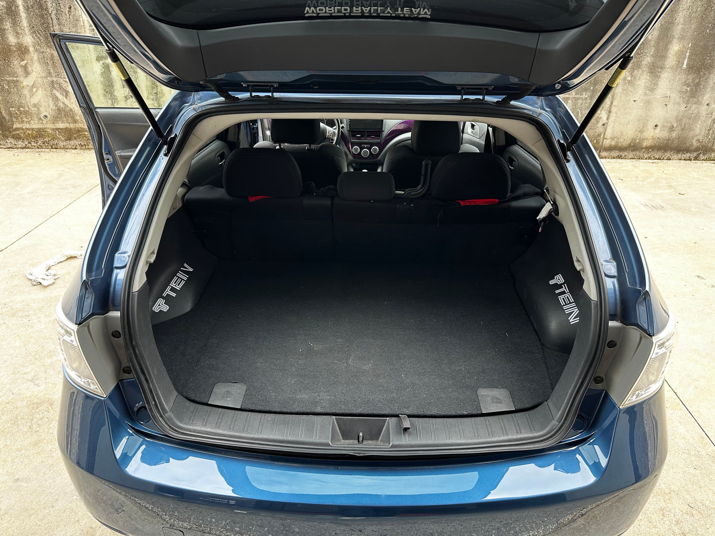Subaru Impreza 2.0R Hatchback