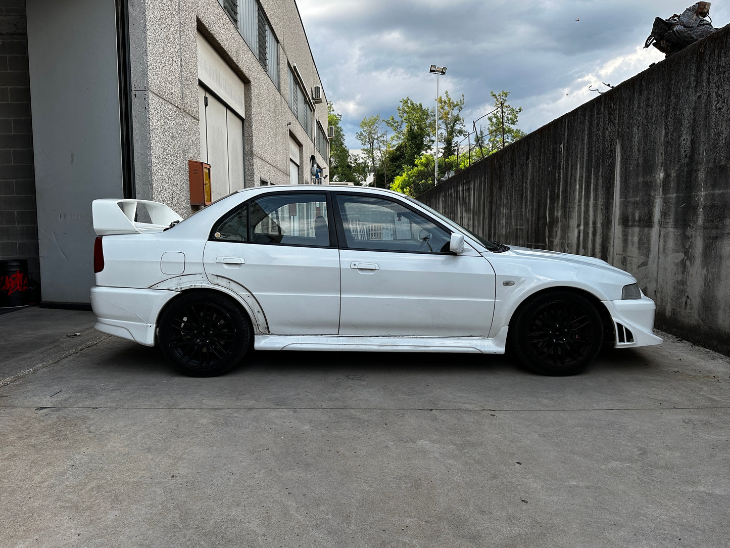 Mitsubishi Lancer Evolution VI JDM