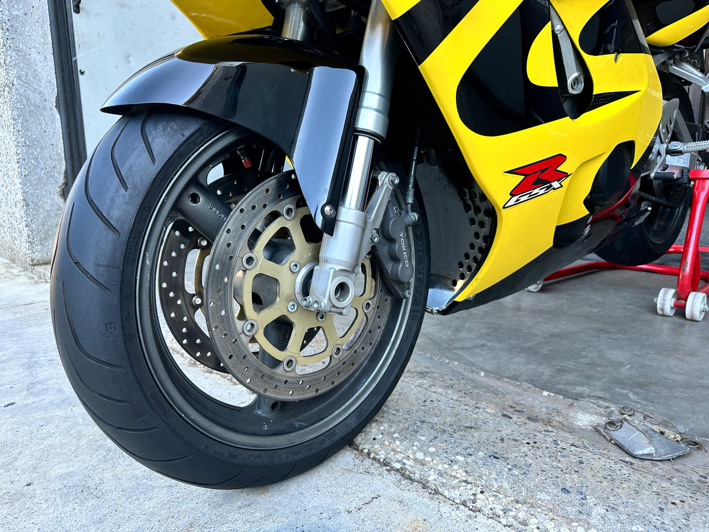 SUZUKI GSX-R SRAD 750