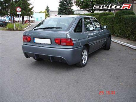 Ford Escort 95-98 4D Rearbumper Blade