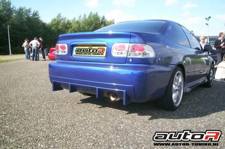 Honda Civic 92-95 2/4D Rearbumper Racing