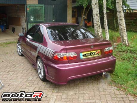 Honda Civic 92-95 2/4D Rearbumper Warrior