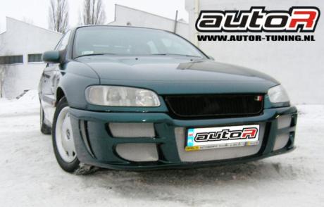 Opel Omega B 94-99 4D/Station Frontbumper Rsr