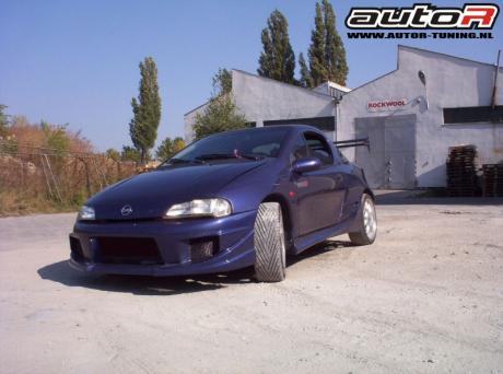 Opel Tigra 94-04 3D Frontbumper Warrior