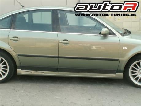 Volkswagen Passat 01-05 4D Sideskirts Warrior