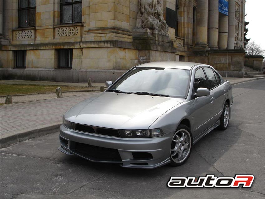 Mitsubishi Galant 97-04 4D/Station Frontbumper Yakuza [AUTOR