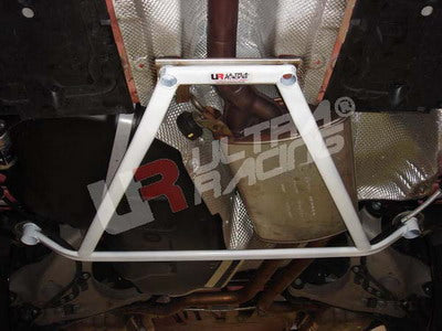 Audi A4 04-07 FSI UltraRacing 4-Point Rear Lower Brace