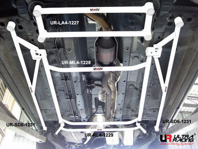 Nissan X Trail 2.0 08+ UltraRacing 4-Point Front Lower Brace
