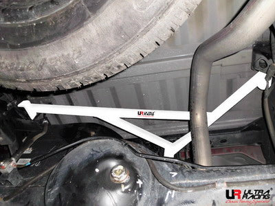 Isuzu D-Max 3.0D 02+ UltraRacing 3-Point Rear Lower Bar 1711