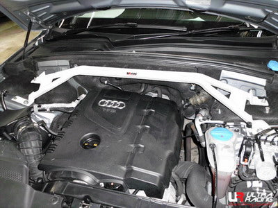 Audi Q5 2.0 08+ UltraRacing 2-Point Front Upper Strutbar