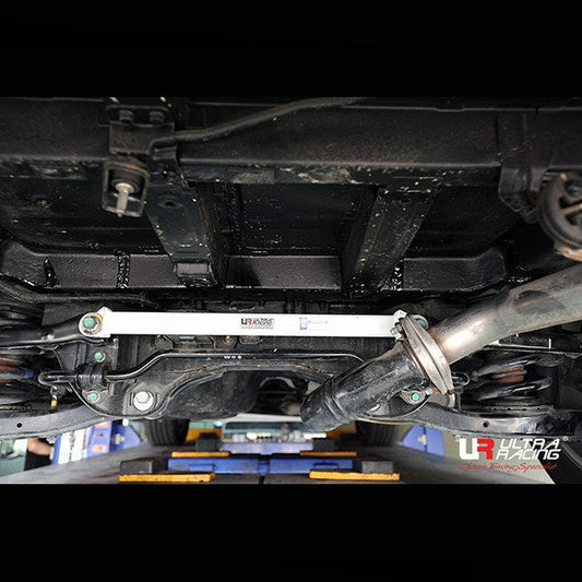 Kia Sorento 2.0D 4WD 13+ UltraRacing 2P Rear Lower Bar 2275