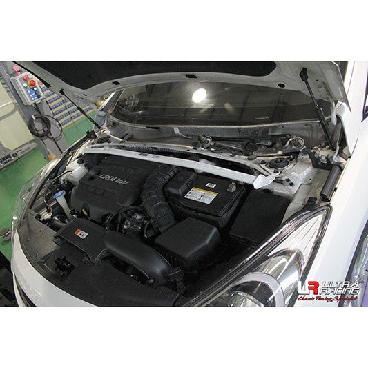 Hyundai i40 SW 11+ UltraRacing 2P Front Upper Strut Bar