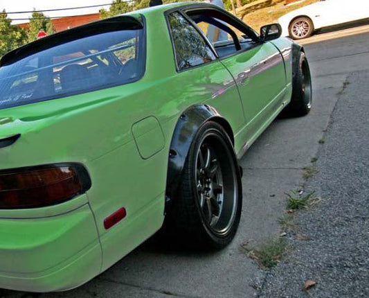 Universal V1 Fender Flares 4-Piece Set 82cm [SIX]