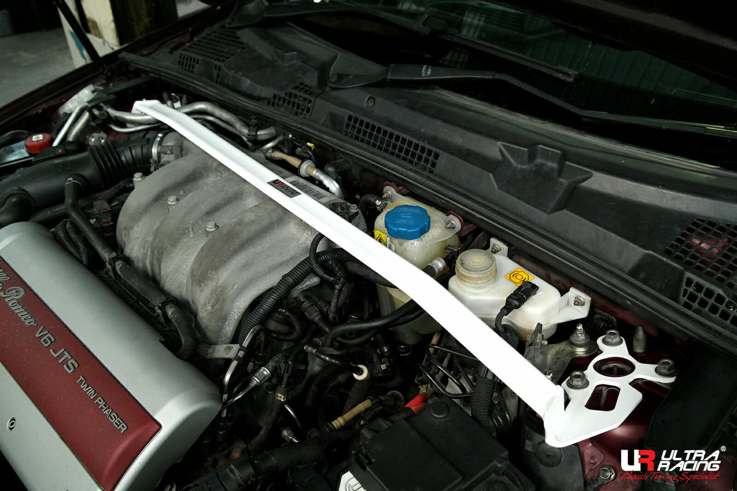 Alfa Romeo 159 05+ / Brera Ultra-R Front Upper Strut Bar