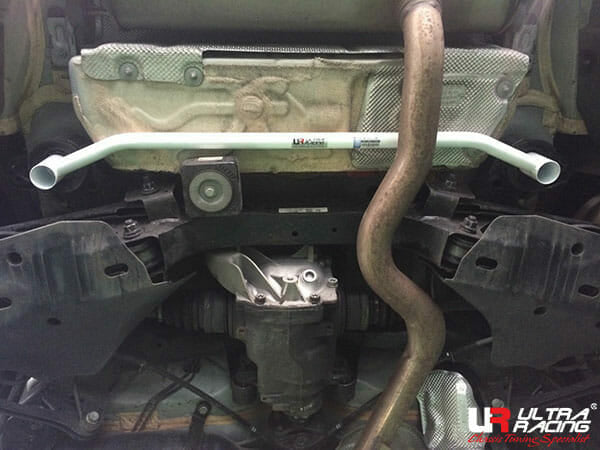 BMW F32 435 3.0TT 13+ UltraRacing 2P Rear Lower Bar 3289
