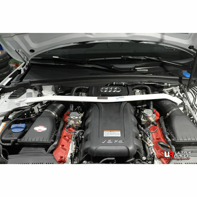 Audi RS5 8T 4.2 10-15 4WD Ultra Racing Front Upper Strutbar