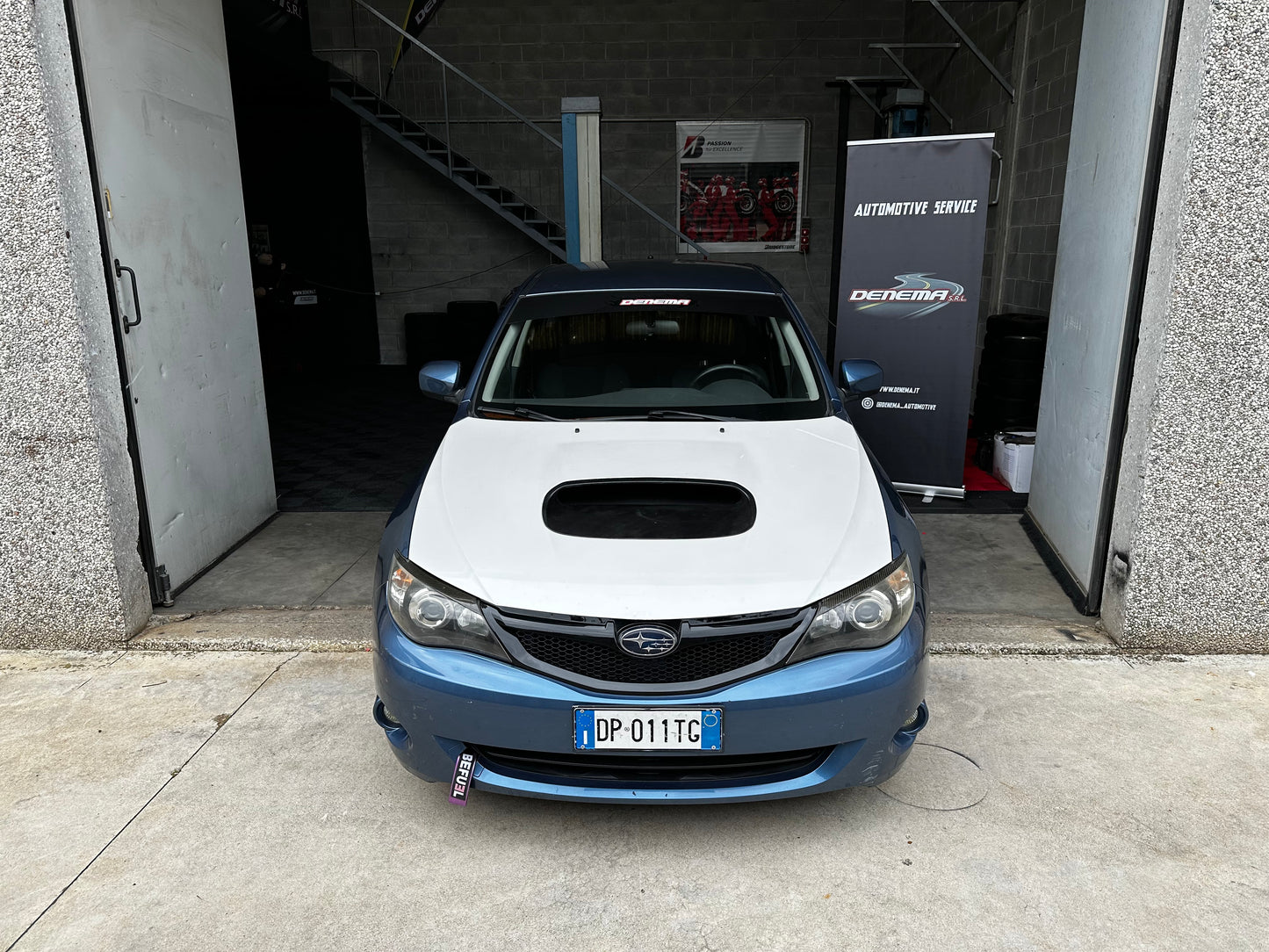 Subaru Impreza 2.0R Hatchback