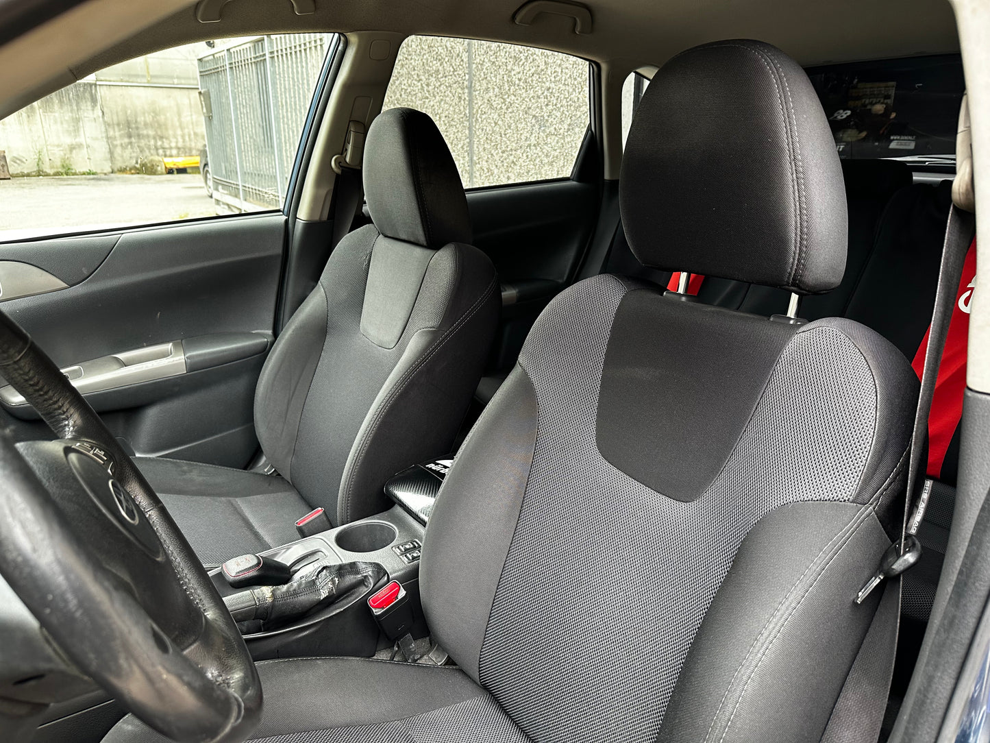 Subaru Impreza 2.0R Hatchback