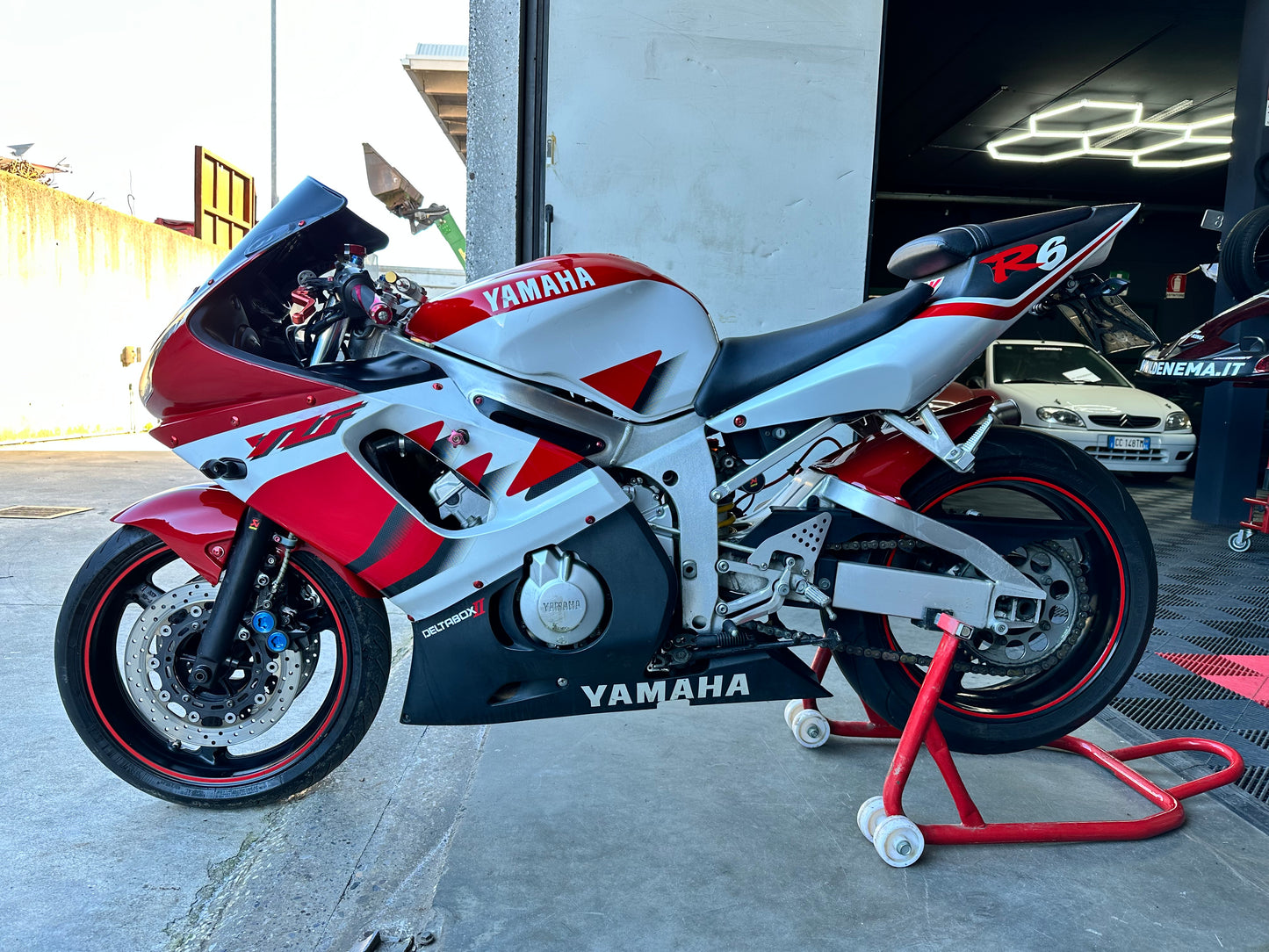 Yamaha YZF R6 [VENDUTA]