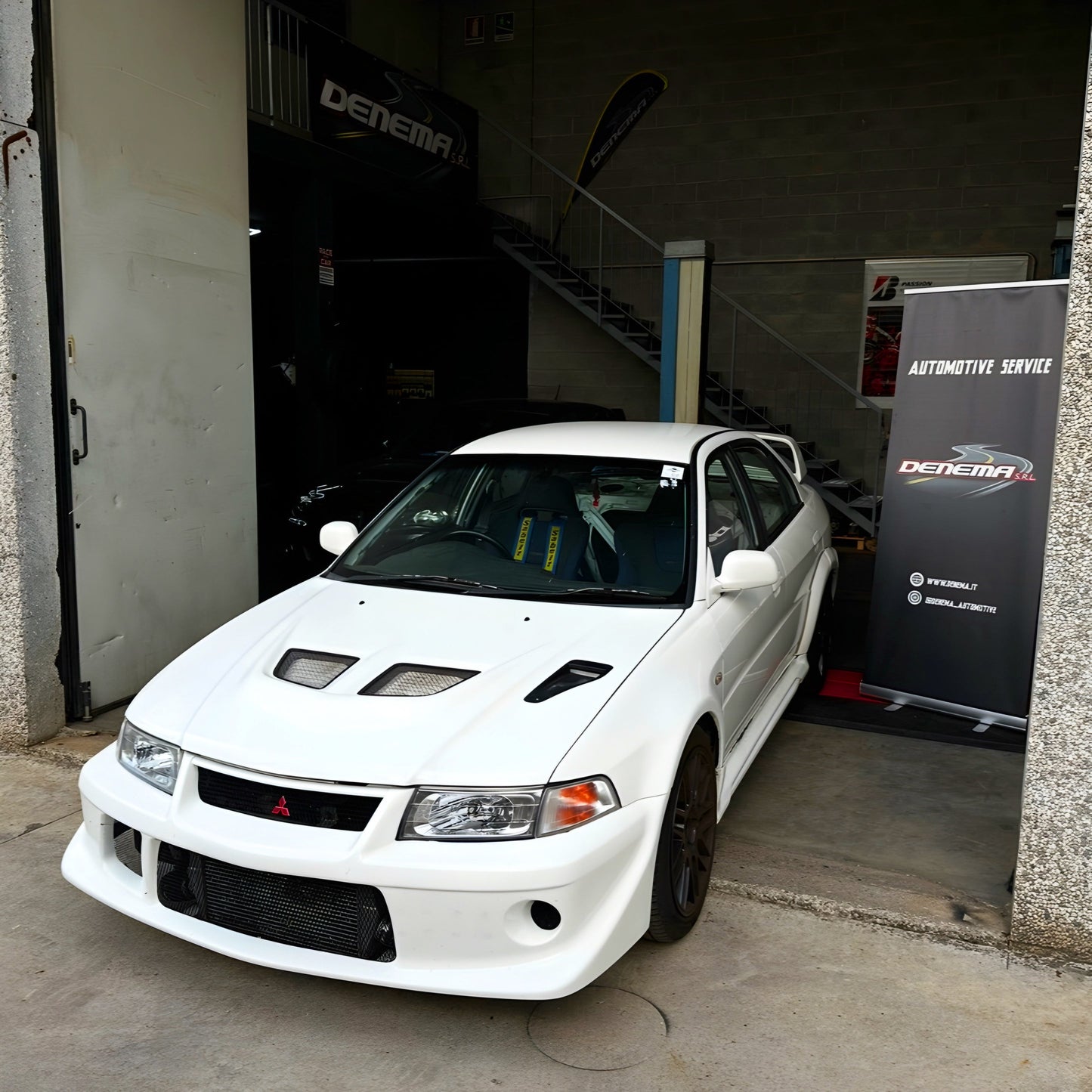 Mitsubishi Lancer Evolution VI JDM